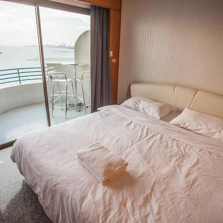 Pattaya Seaside Balcony/Beach Front/4 Peoples Na Chom Thian Dış mekan fotoğraf